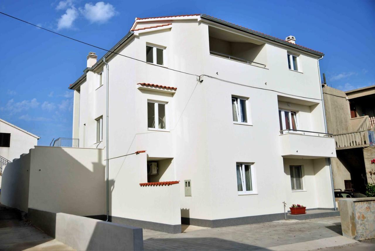 Apartments Enida Betina  Bagian luar foto